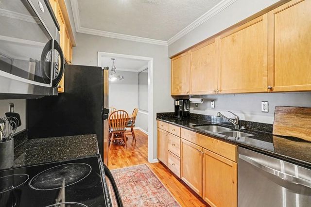 1150 Collier NW Road 13D, Atlanta, GA 30318