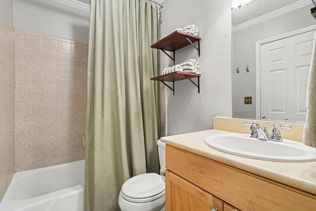 1150 Collier NW Road 13D, Atlanta, GA 30318