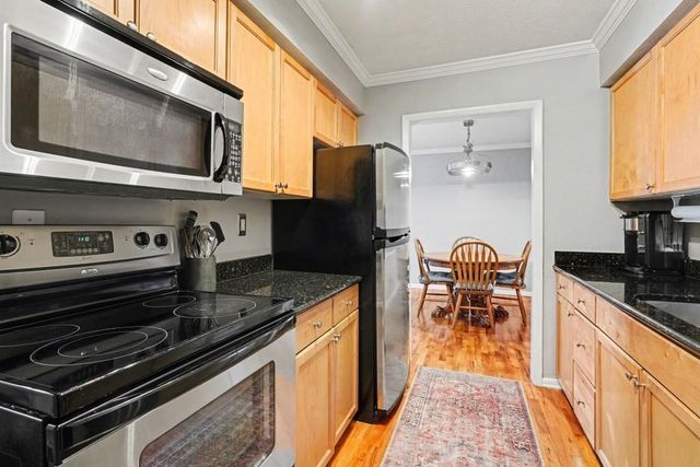 1150 Collier NW Road 13D, Atlanta, GA 30318