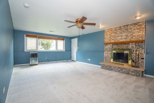 16409 Winding Creek Road, Plainfield, IL 60586