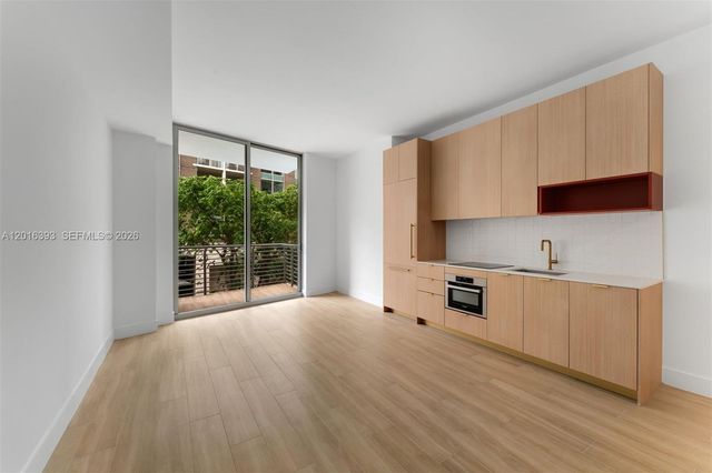 90 NE 32nd 213, Miami, FL 33127