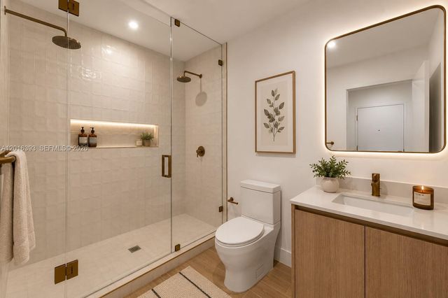 90 NE 32nd 213, Miami, FL 33127
