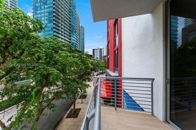 90 NE 32nd 213, Miami, FL 33127