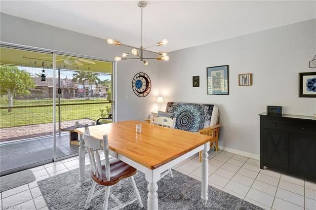 1012 SW 51st TER, Cape Coral, FL 33914