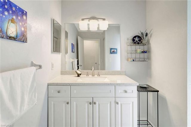 1012 SW 51st TER, Cape Coral, FL 33914