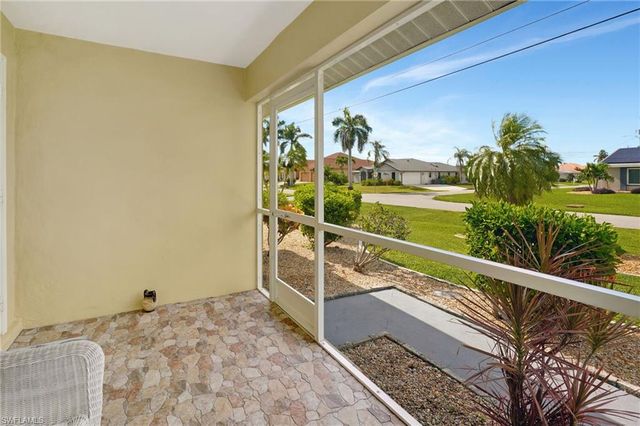 1012 SW 51st TER, Cape Coral, FL 33914