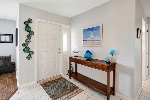 1012 SW 51st TER, Cape Coral, FL 33914