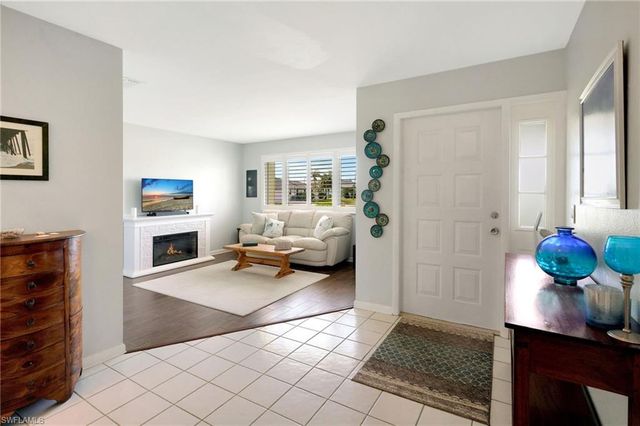 1012 SW 51st TER, Cape Coral, FL 33914