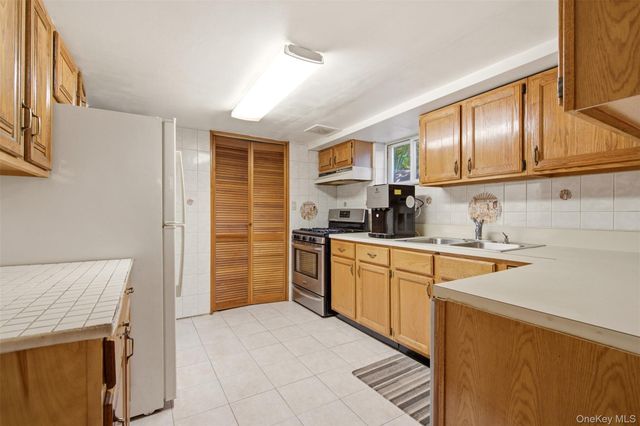 2093 Bergen Street, Bellmore, NY 11710
