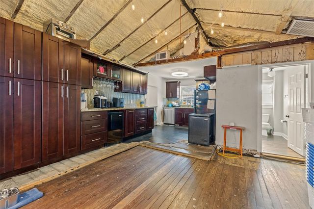 1747 26TH AVENUE N, St Petersburg, FL 33713