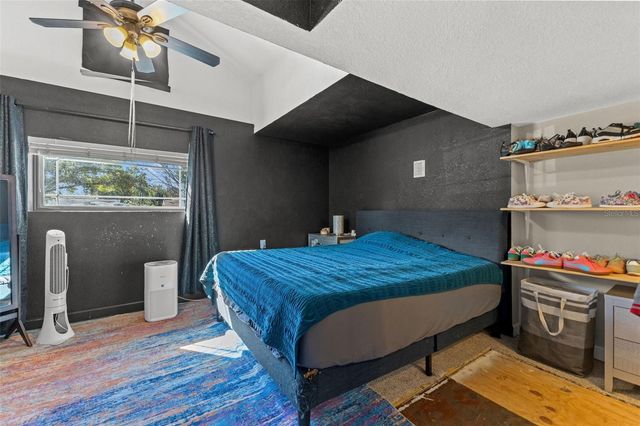 1747 26TH AVENUE N, St Petersburg, FL 33713