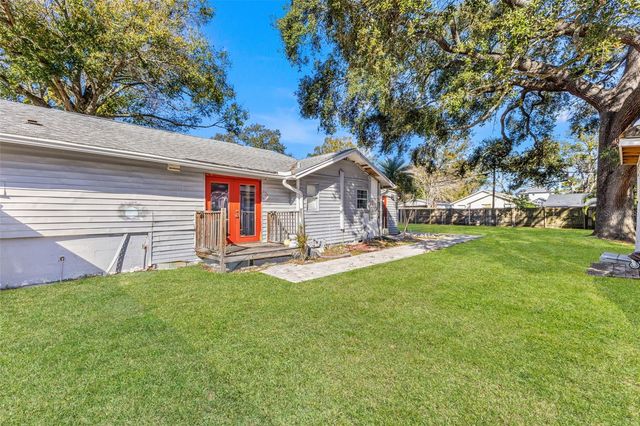 1747 26TH AVENUE N, St Petersburg, FL 33713