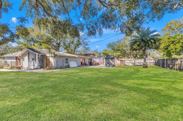 1747 26TH AVENUE N, St Petersburg, FL 33713