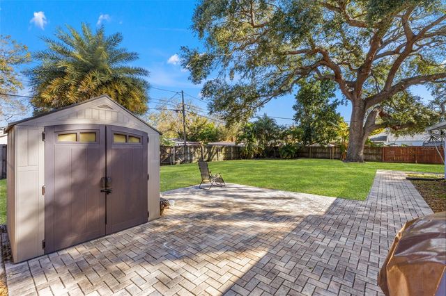 1747 26TH AVENUE N, St Petersburg, FL 33713