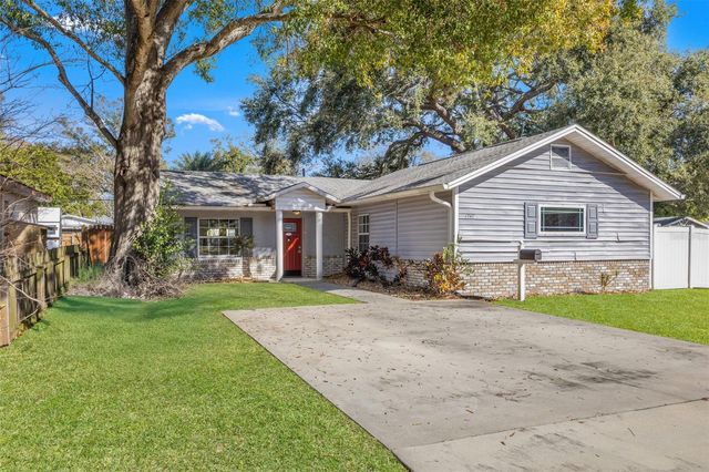 1747 26TH AVENUE N, St Petersburg, FL 33713