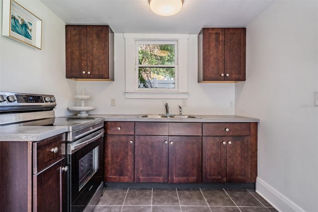 4109 N SEMINOLE AVENUE, Tampa, FL 33603