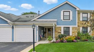 550 Greystone Lane A2, Wheeling, IL 60090