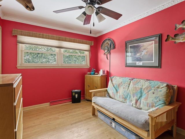 11141 W Mallory AVENUE, Hales Corners, WI 53130