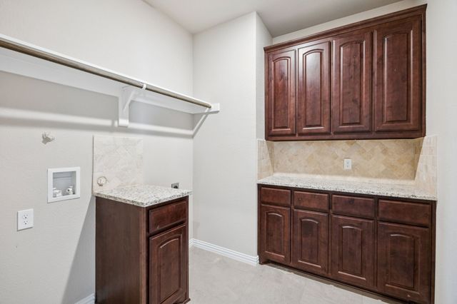 1160 Colina Parkway, Farmersville, TX 75442