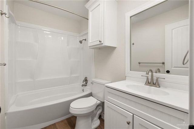 7012 N 17th Street, Mcallen, TX 78504
