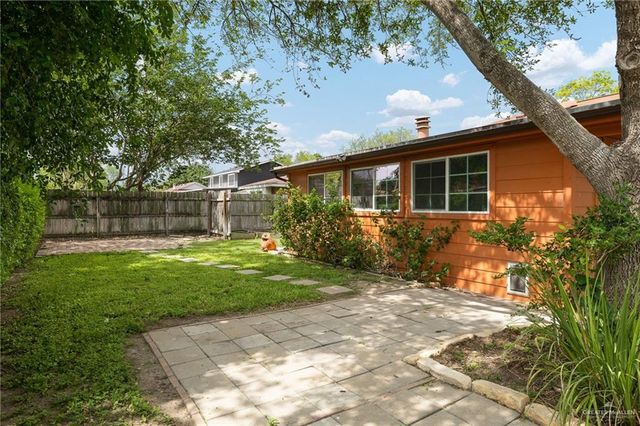 7012 N 17th Street, Mcallen, TX 78504