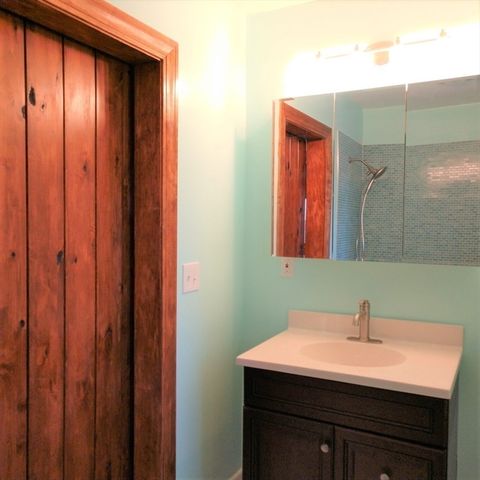 8 Jackson 2, Beverly, MA 01915