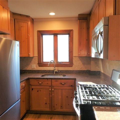 8 Jackson 2, Beverly, MA 01915