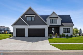 6090 Wildflower Drive S, Fargo, ND 58104