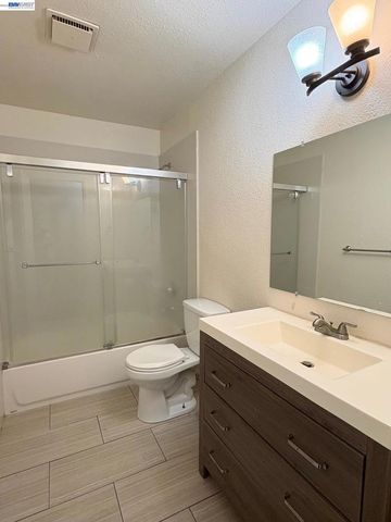 1475 Christina Ave, Stockton, CA 95204