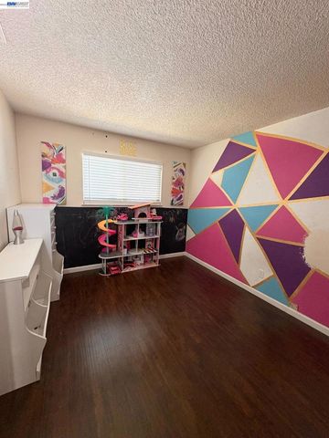 1475 Christina Ave, Stockton, CA 95204