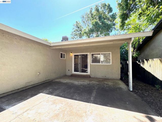 1475 Christina Ave, Stockton, CA 95204