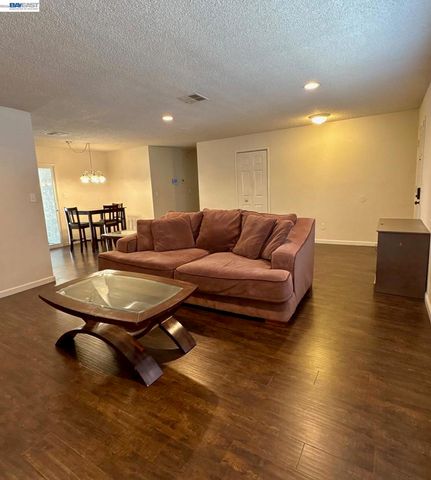 1475 Christina Ave, Stockton, CA 95204