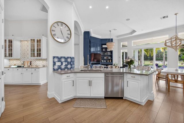 734 Cote Azur Drive, Palm Beach Gardens, FL 33410