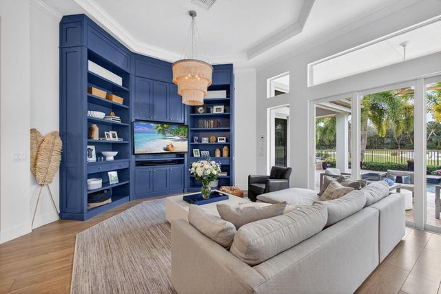 734 Cote Azur Drive, Palm Beach Gardens, FL 33410