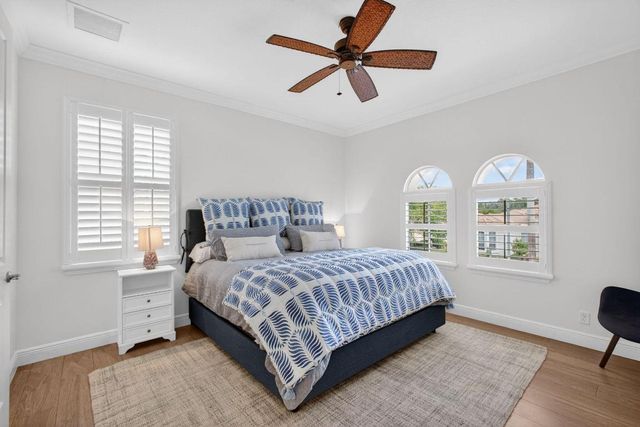 734 Cote Azur Drive, Palm Beach Gardens, FL 33410