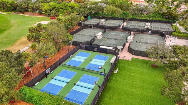 734 Cote Azur Drive, Palm Beach Gardens, FL 33410