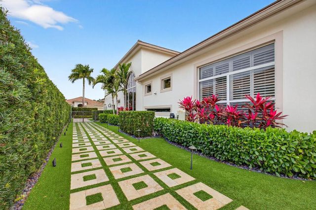 734 Cote Azur Drive, Palm Beach Gardens, FL 33410