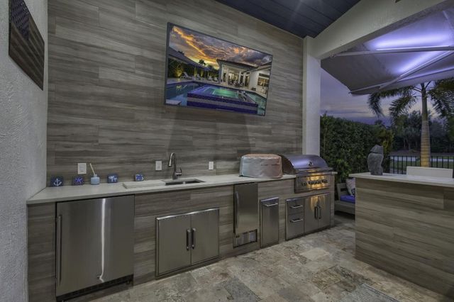 734 Cote Azur Drive, Palm Beach Gardens, FL 33410