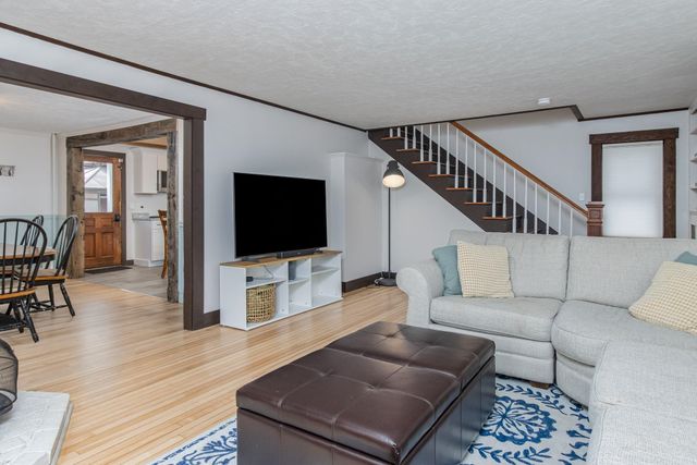 135 Main Street, Meredith, NH 03253