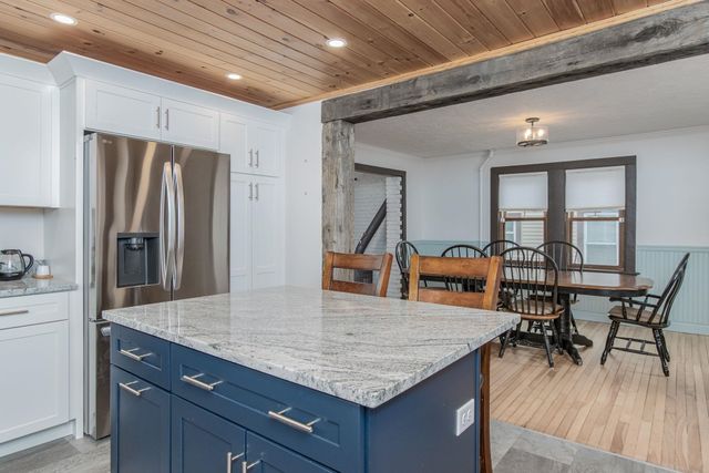 135 Main Street, Meredith, NH 03253