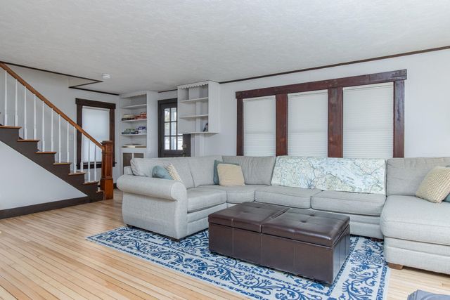 135 Main Street, Meredith, NH 03253