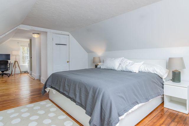 135 Main Street, Meredith, NH 03253