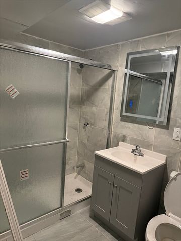 28 Beacham Ave 1, Saugus, MA 01906