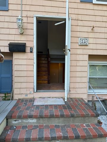 28 Beacham Ave 1, Saugus, MA 01906