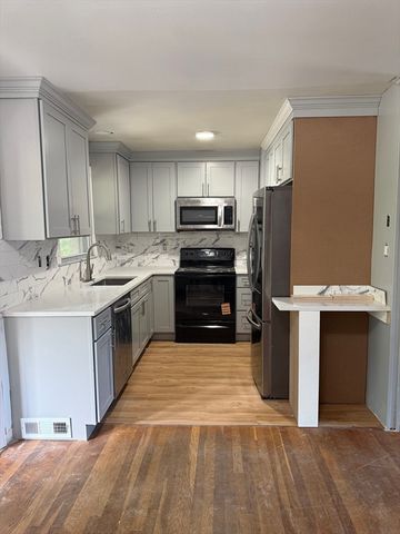 28 Beacham Ave 1, Saugus, MA 01906