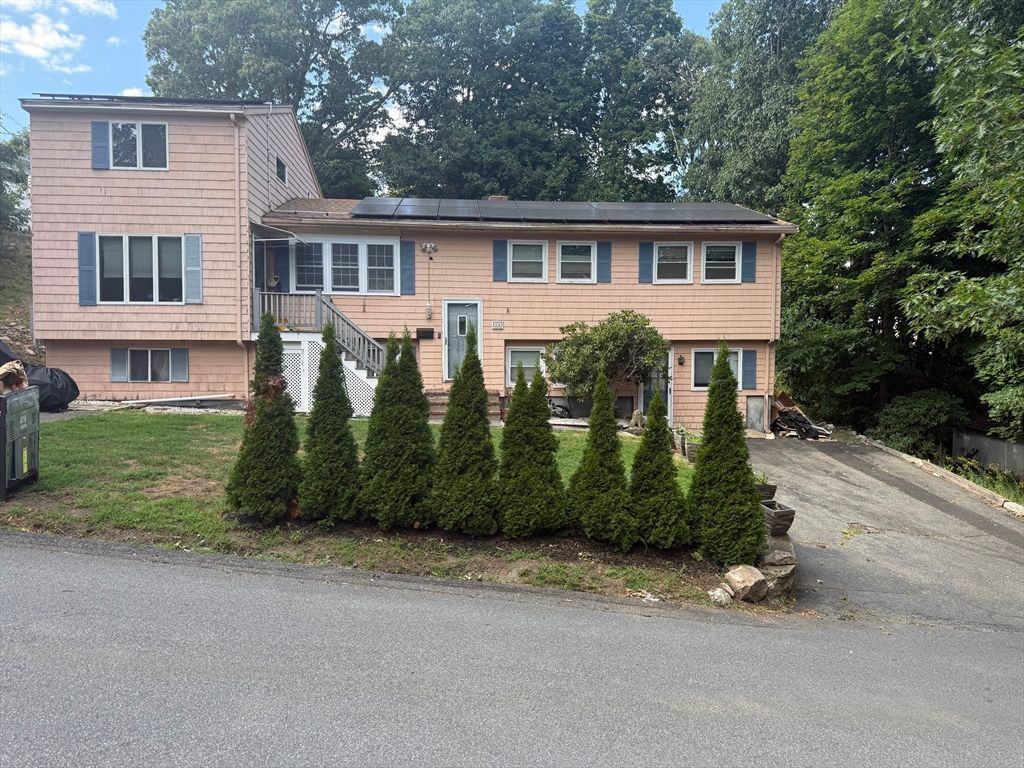 28 Beacham Ave 1, Saugus, MA 01906