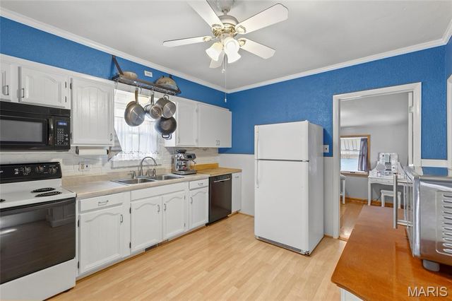 7062 Sutherland Avenue, St Louis, MO 63109