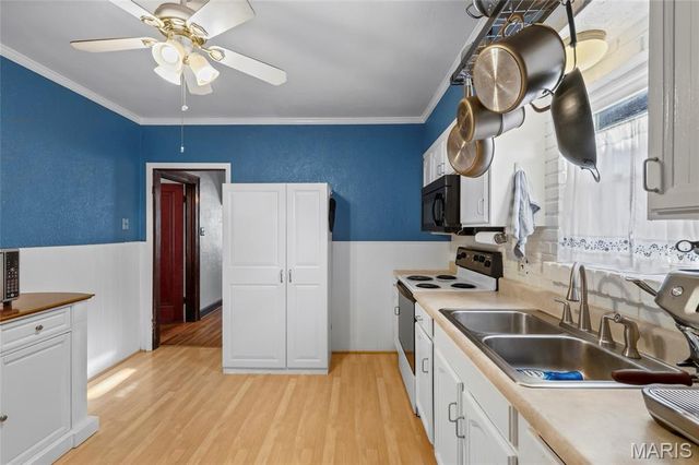 7062 Sutherland Avenue, St Louis, MO 63109