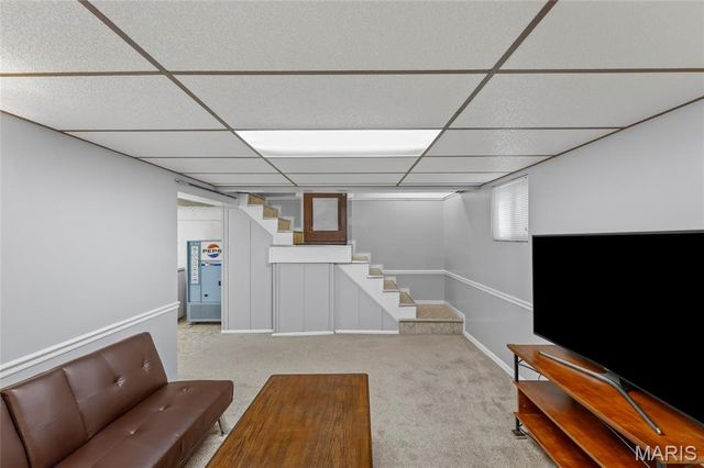 7062 Sutherland Avenue, St Louis, MO 63109