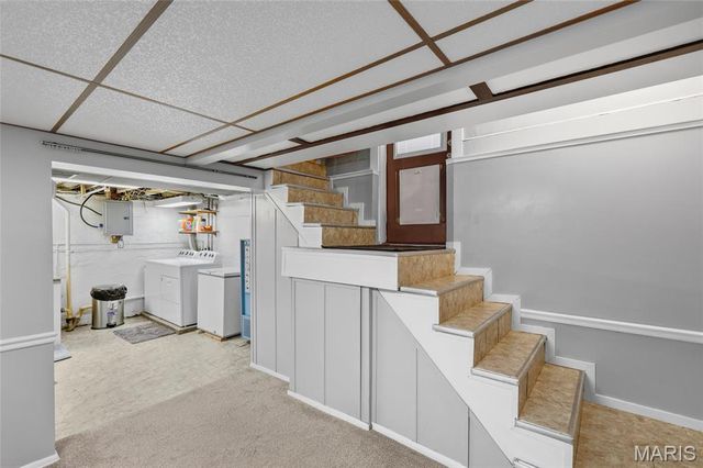 7062 Sutherland Avenue, St Louis, MO 63109